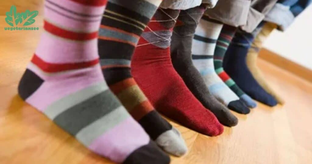 What types of socks are best for sweaty feet?